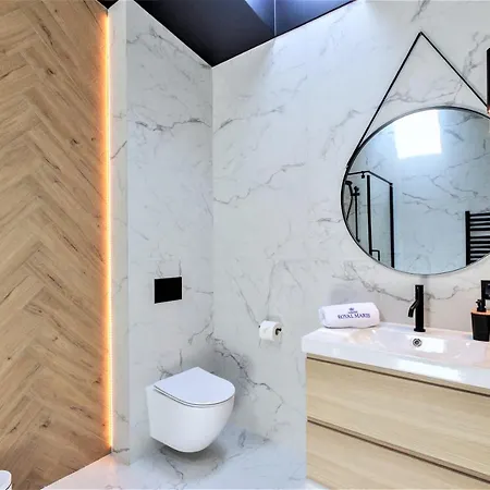 Royal Maris 6 - Najlepsza Lokalizacja W Ustce, Blisko Plazy I Portu, Bezplatny Parking, Scicsle Centrum דירה אוסטקה