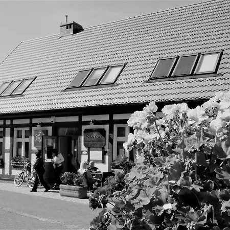 Royal Maris Apartments: Ustka, Near & Port